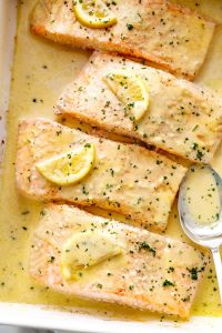 Lee más sobre el artículo Pescado fácil a la mantequilla y limón