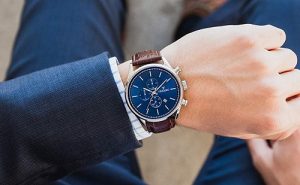 Lee más sobre el artículo Qué debes revisar antes de comprar un reloj