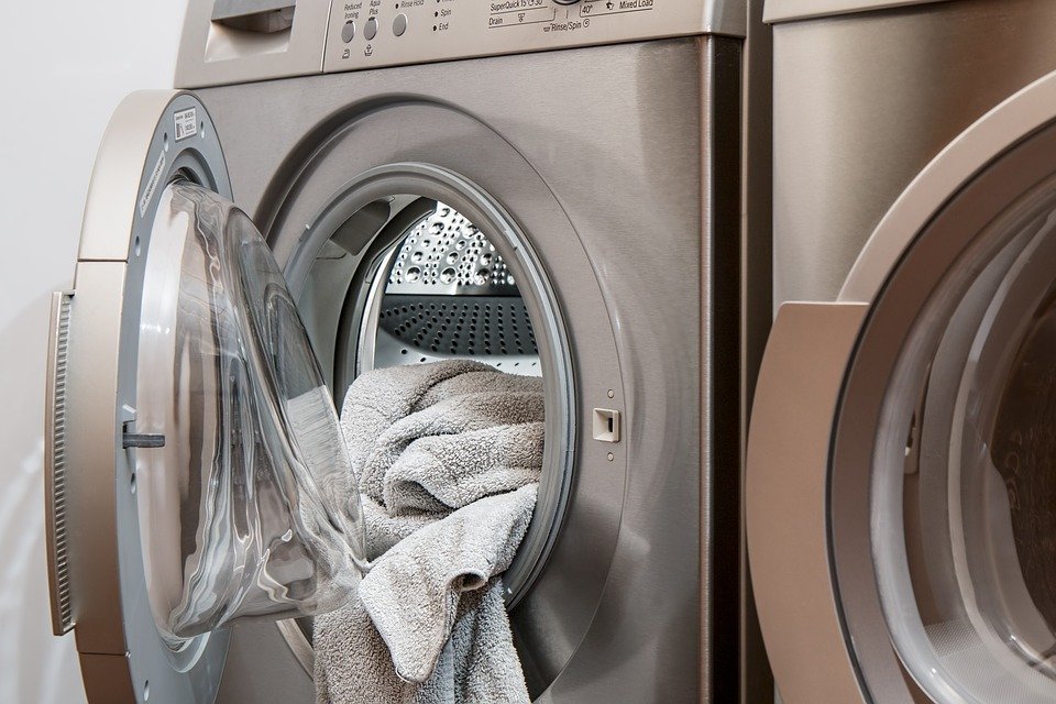 ¿Cómo limpiar la secadora y con qué frecuencia?