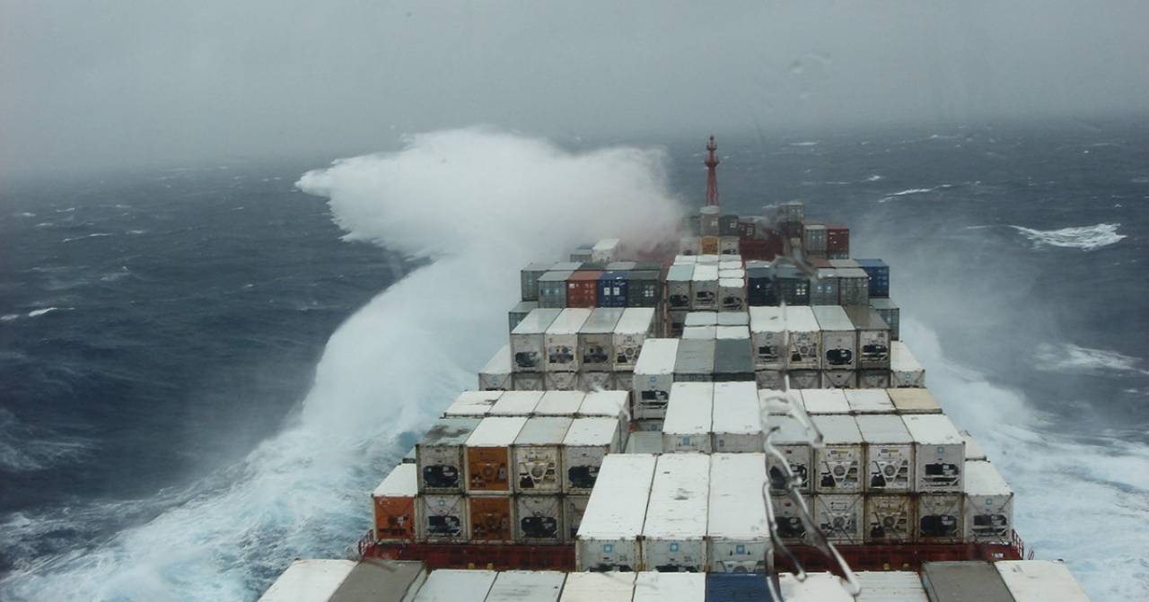 ¿Soportan los contenedores marítimos climas extremos?