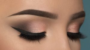 Lee más sobre el artículo Consejos para un excelente maquillaje de ojos