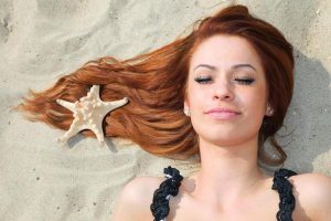 Lee más sobre el artículo Cuidado del cabello en la playa