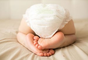 Lee más sobre el artículo ¿Cómo y cuándo cambiar el pañal de un bebé?