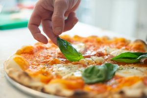 Lee más sobre el artículo Quesos que se usan en pizzas de cuatro quesos