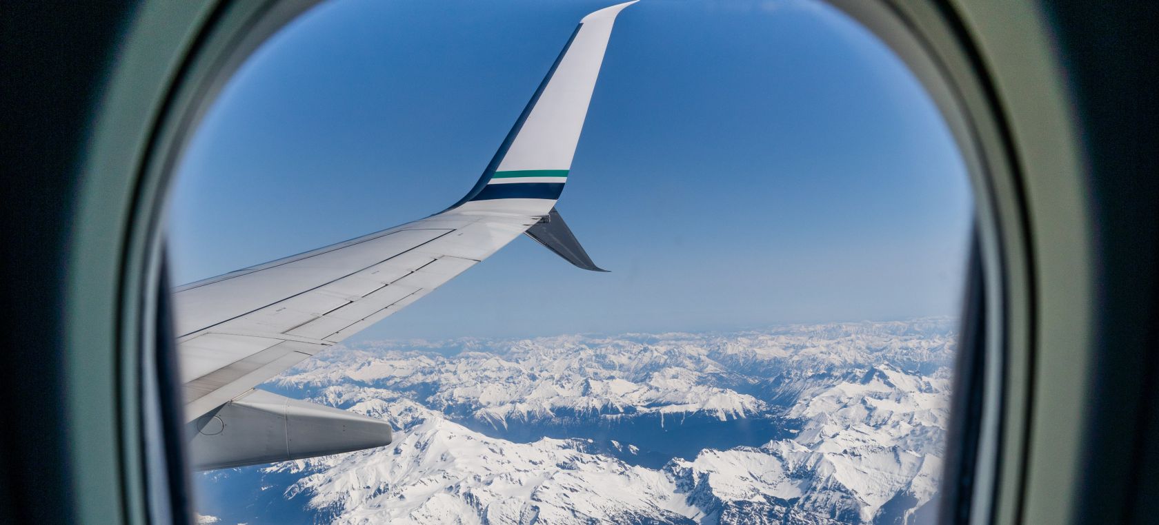 En este momento estás viendo ¿Cómo ahorrar dinero al buscar vuelos en Hot Travel?